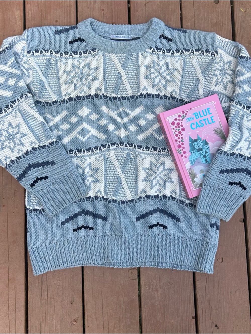 Sweater house Vintage Blue Sweater Cozycore Grannycore Fair isle geometric